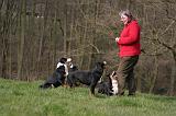 ADULTE ET CHIEN 466